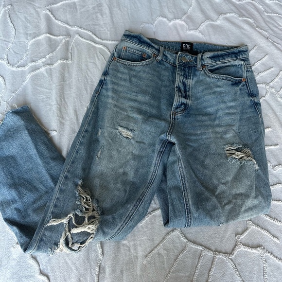 Urban Outfitters BDG straight leg ripped jeans (size 27) - Picture 2 of 5